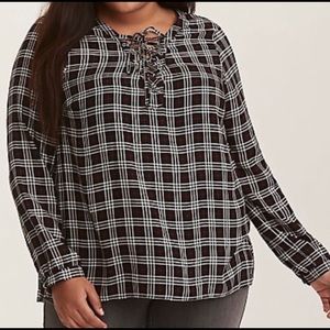 Toorid Black & Red Plaid Print Lace Up Tunic